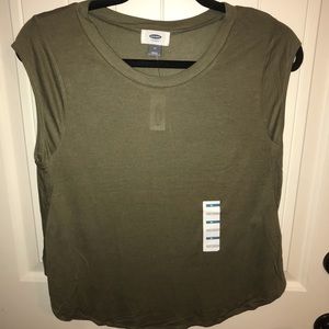 Old navy tee